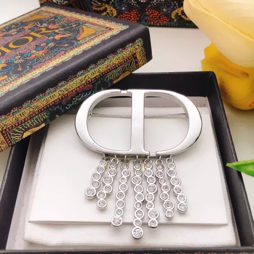 Replica Christian Dior Brooches For Women #1388601 $32.00 USD for Wholesale
