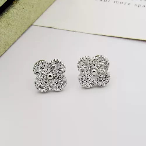 Van Cleef &amp; Arpels Earrings For Women #1388765 $25.00 USD, Wholesale Replica Van Cleef &amp; Arpels Earrings