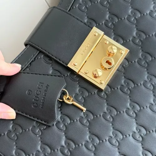 Replica Gucci AAA Quality Messenger Bags For Women #1389420 $82.00 USD for Wholesale