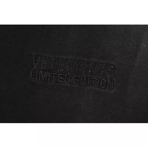 Replica VETEMENTS T-Shirts Short Sleeved For Unisex #1390221 $36.00 USD for Wholesale