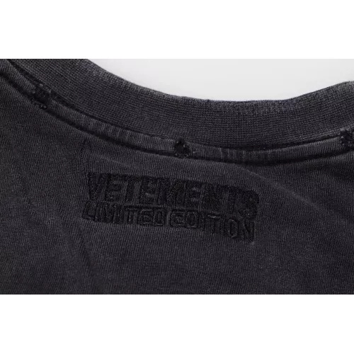 Replica VETEMENTS T-Shirts Short Sleeved For Unisex #1390236 $40.00 USD for Wholesale