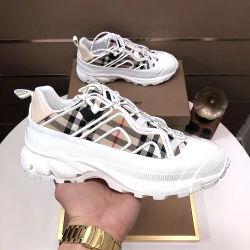 Replica Burberry Casual Shoes For Men #1391970 $122.00 USD for Wholesale