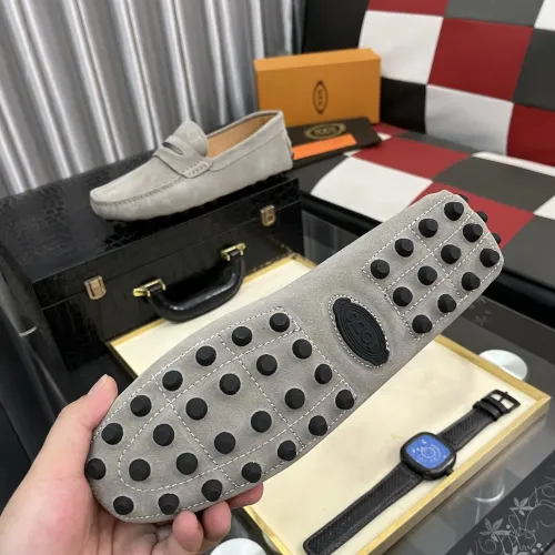 Replica TOD'S Oxfords Shoes For Men #1392053 $88.00 USD for Wholesale