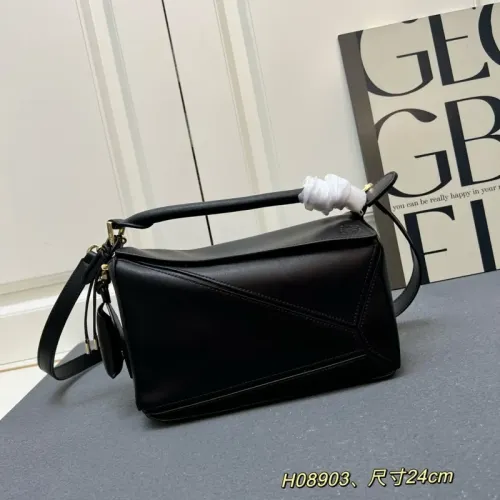 LOEWE AAA Quality Messenger Bags For Women #1392170 $108.00 USD, Wholesale Replica LOEWE AAA Quality Messenger Bags