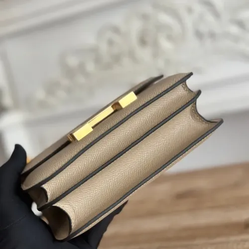 Replica Hermes AAA Quality Messenger Bags For Women #1392437 $88.00 USD for Wholesale