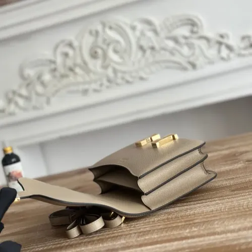 Replica Hermes AAA Quality Messenger Bags For Women #1392439 $96.00 USD for Wholesale