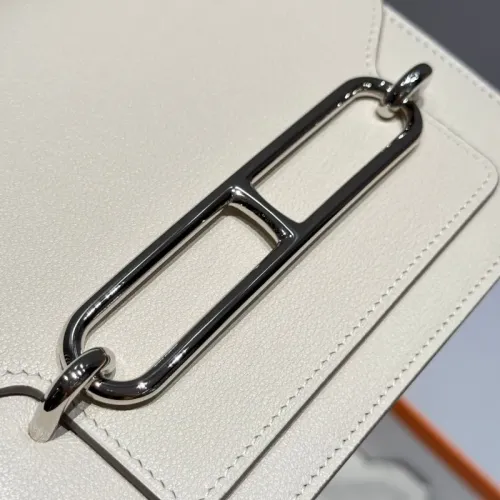 Replica Hermes AAA Quality Messenger Bags For Women #1392474 $98.00 USD for Wholesale