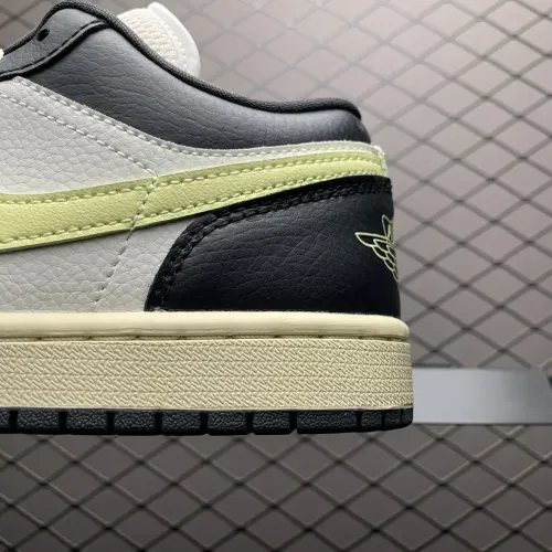 Replica Air Jordan 1 I For Women #1393089 $98.00 USD for Wholesale