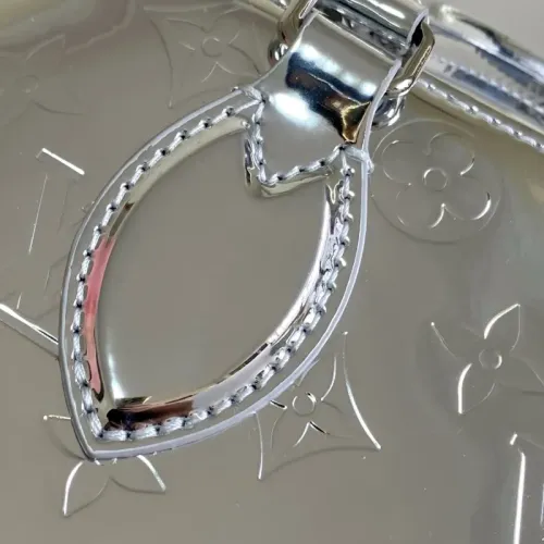 Replica Louis Vuitton AAA Quality Handbags #1393189 $200.00 USD for Wholesale