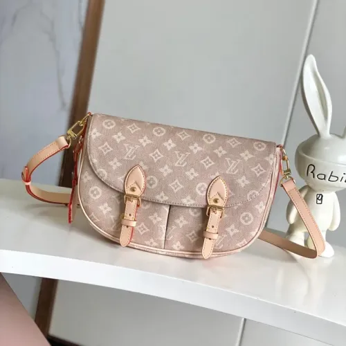 Louis Vuitton AAA Quality Messenger Bags For Women #1393201 $190.00 USD, Wholesale Replica Louis Vuitton AAA Quality Messenger Bags