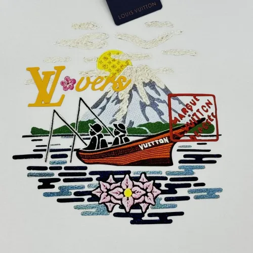 Replica Louis Vuitton LV T-Shirts Short Sleeved For Men #1393377 $80.00 USD for Wholesale