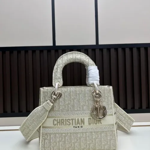 Christian Dior AAA Quality Handbags For Women #1393622 $112.00 USD, Wholesale Replica Christian Dior AAA Quality Handbags