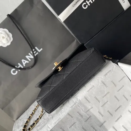 Replica Chanel AAA Quality Messenger Bags For Women #1393639 $112.00 USD for Wholesale