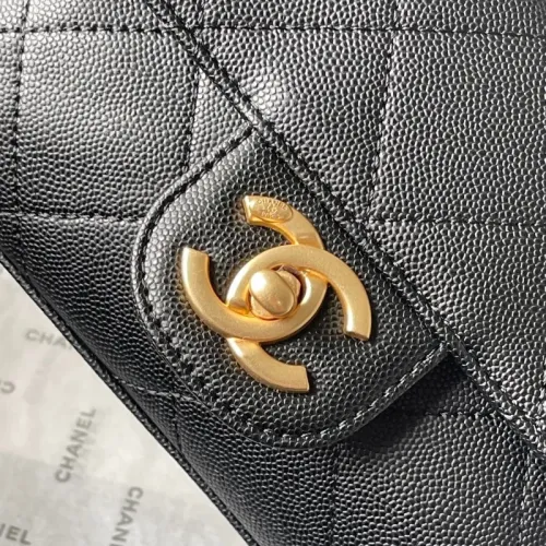 Replica Chanel AAA Quality Messenger Bags For Women #1393639 $112.00 USD for Wholesale