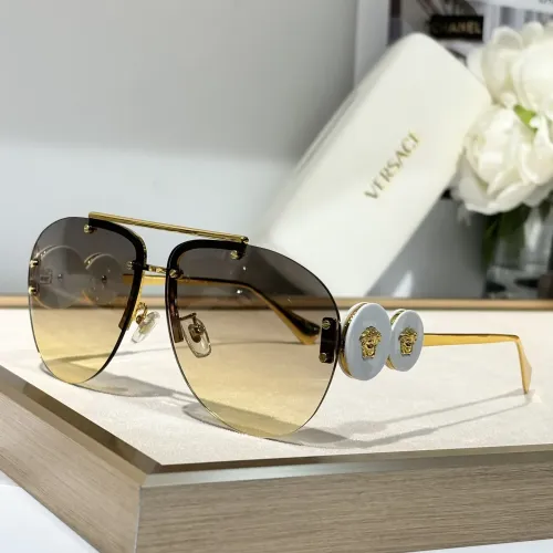 Versace AAA Quality Sunglasses #1393781 $60.00 USD, Wholesale Replica Versace AAA Quality Sunglasses