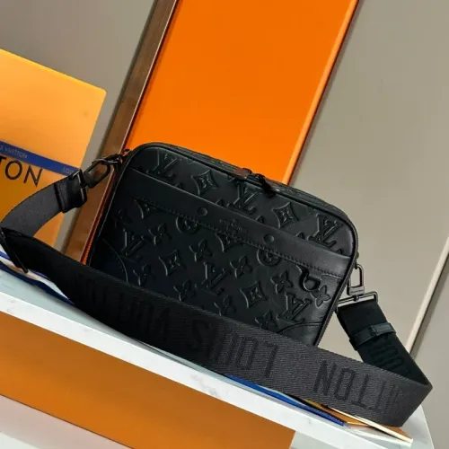 Louis Vuitton AAA Man Messenger Bags #1397369 $160.00 USD, Wholesale Replica Louis Vuitton AAA Man Messenger Bags