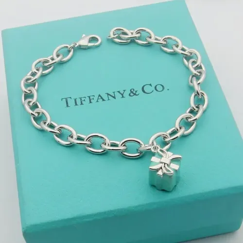 Replica Tiffany Bracelets #1397656 $25.00 USD for Wholesale