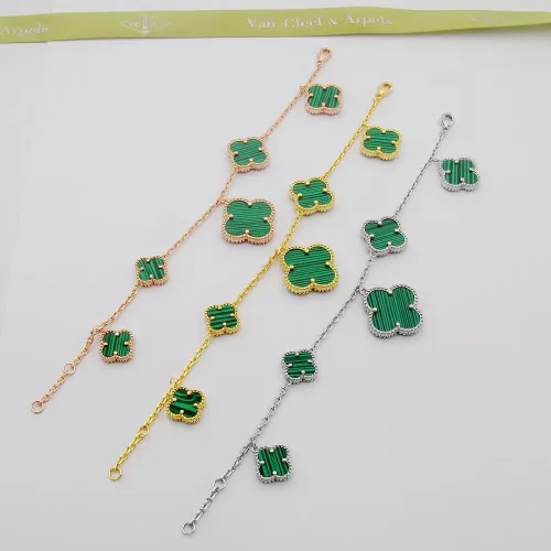 Replica Van Cleef &amp; Arpels Bracelets For Women #1397717 $32.00 USD for Wholesale