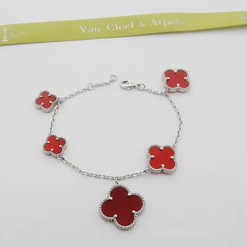 Van Cleef &amp; Arpels Bracelets For Women #1397719 $32.00 USD, Wholesale Replica Van Cleef &amp; Arpels Bracelets