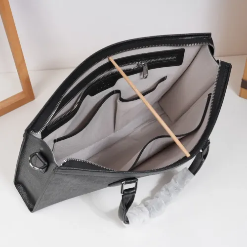 Replica Gucci AAA Man Handbags #1398067 $162.00 USD for Wholesale