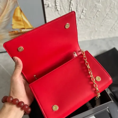 Replica Dolce & Gabbana D&G AAA Quality Messenger Bags For Women #1398977 $182.00 USD for Wholesale