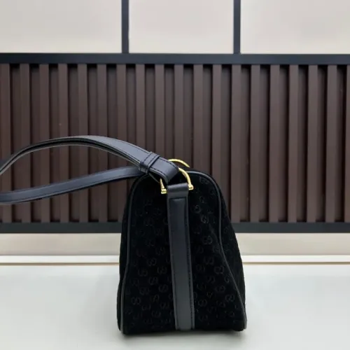 Replica Gucci AAA Quality Shoulder Bags For Women #1399071 $105.00 USD for Wholesale
