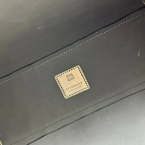 Replica Givenchy AAA Quality Shoulder Bags For Women #1399133 $96.00 USD for Wholesale