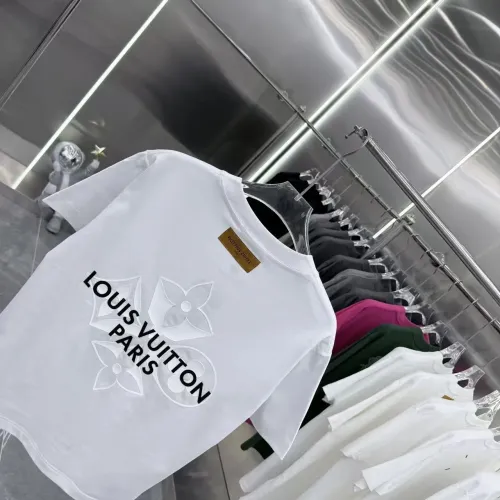 Replica Louis Vuitton LV T-Shirts Short Sleeved For Unisex #1399877 $40.00 USD for Wholesale