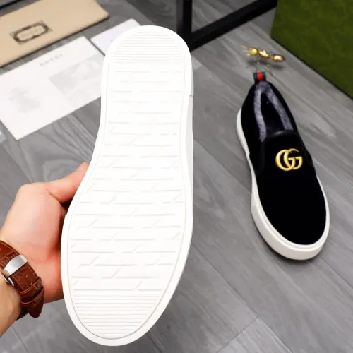 Replica Gucci Casual Shoes For Men #1400124 $68.00 USD for Wholesale