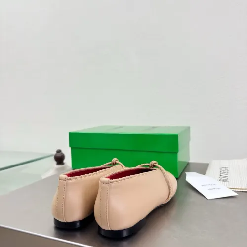 Replica Bottega Veneta BV Flat Shoes For Women #1400596 $125.00 USD for Wholesale