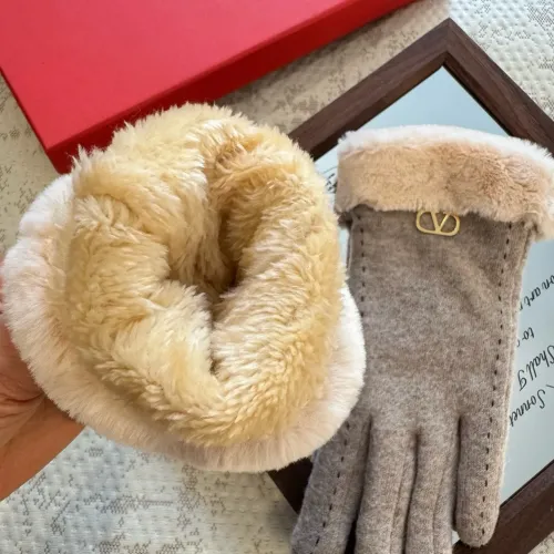Replica Valentino Gloves For Women #1401395 $39.00 USD for Wholesale