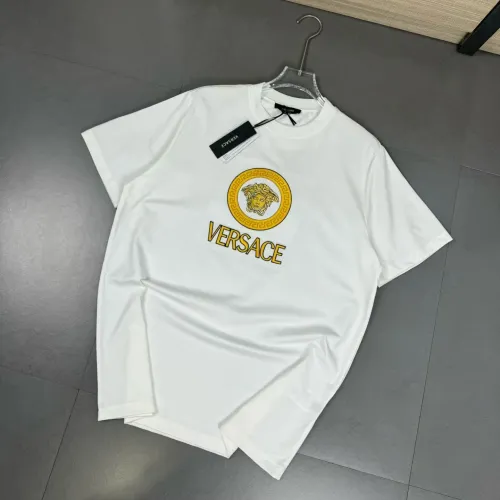 Versace T-Shirts Short Sleeved For Unisex #1402146 $32.00 USD, Wholesale Replica Versace T-Shirts