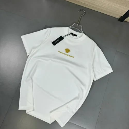 Versace T-Shirts Short Sleeved For Unisex #1402227 $32.00 USD, Wholesale Replica Versace T-Shirts