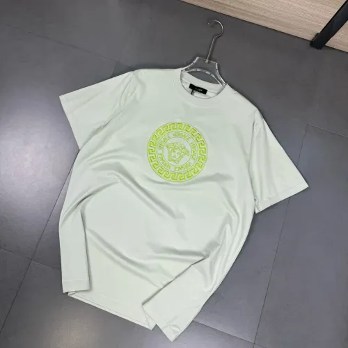Versace T-Shirts Short Sleeved For Unisex #1402256 $32.00 USD, Wholesale Replica Versace T-Shirts