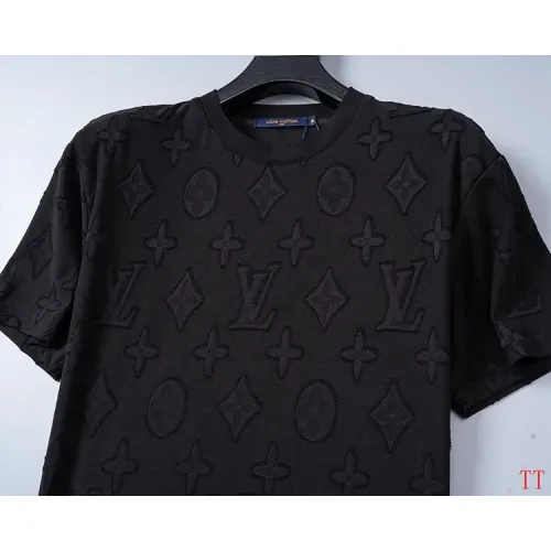 Replica Louis Vuitton LV Tracksuits Short Sleeved For Men #1404068 $60.00 USD for Wholesale