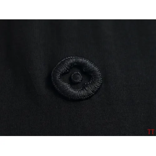 Replica Louis Vuitton LV T-Shirts Short Sleeved For Unisex #1404278 $48.00 USD for Wholesale