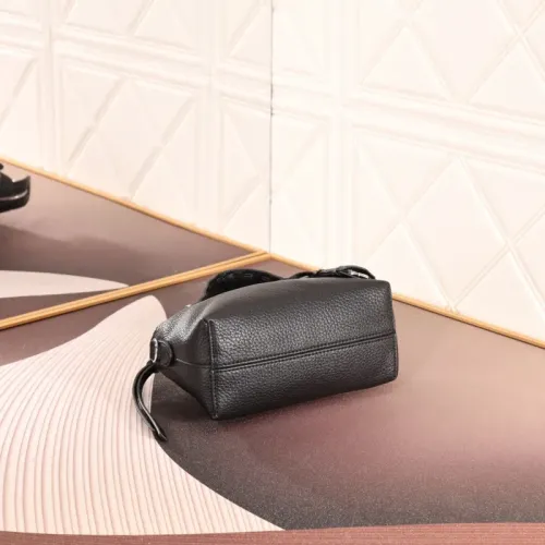 Replica Fendi AAA Quality Handbags For Women #1404677 $102.00 USD for Wholesale
