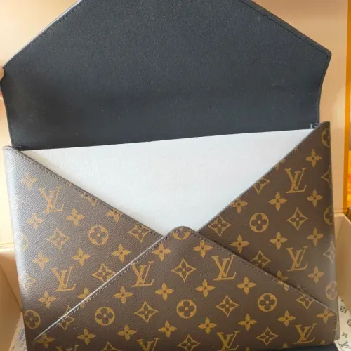 Replica Louis Vuitton AAA Quality Daily Pouches #1404786 $160.00 USD for Wholesale