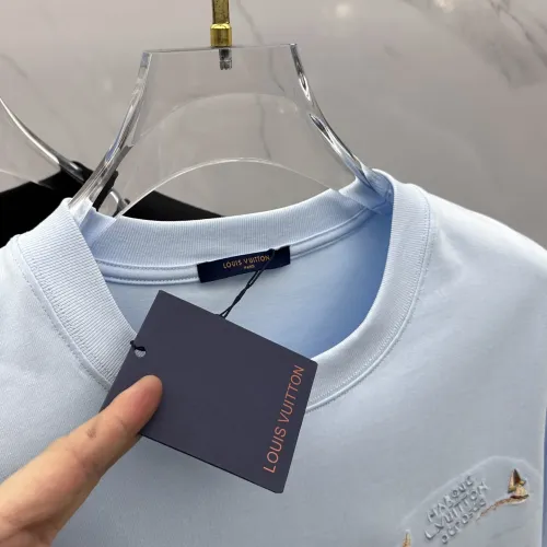 Replica Louis Vuitton LV T-Shirts Short Sleeved For Unisex #1405135 $64.00 USD for Wholesale