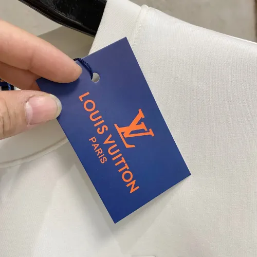 Replica Louis Vuitton LV Hoodies Long Sleeved For Men #1405461 $82.00 USD for Wholesale