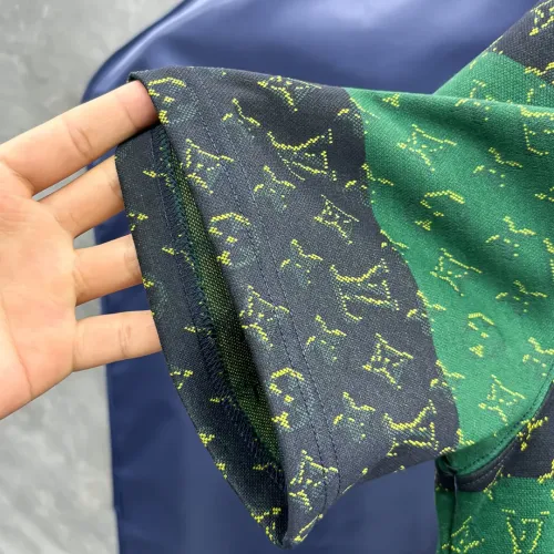 Replica Louis Vuitton LV T-Shirts Short Sleeved For Unisex #1405514 $80.00 USD for Wholesale