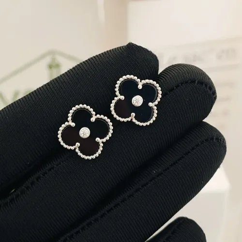 Replica Van Cleef & Arpels Earrings For Women #1406172 $25.00 USD for Wholesale
