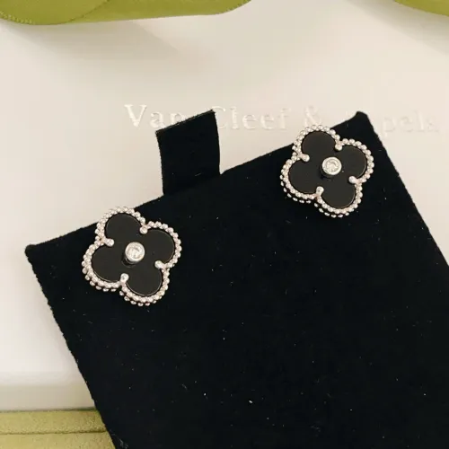 Replica Van Cleef & Arpels Earrings For Women #1406172 $25.00 USD for Wholesale