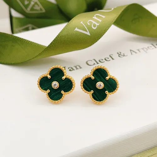 Van Cleef &amp; Arpels Earrings For Women #1406192 $25.00 USD, Wholesale Replica Van Cleef &amp; Arpels Earrings