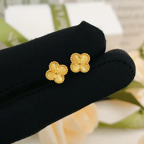 Replica Van Cleef & Arpels Earrings For Women #1406545 $25.00 USD for Wholesale