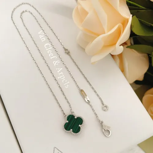 Van Cleef &amp; Arpels Necklaces For Women #1406552 $25.00 USD, Wholesale Replica Van Cleef &amp; Arpels Necklaces