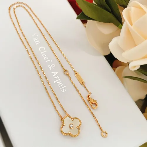Van Cleef &amp; Arpels Necklaces For Women #1406567 $25.00 USD, Wholesale Replica Van Cleef &amp; Arpels Necklaces