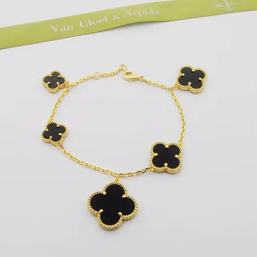 Van Cleef &amp; Arpels Bracelets For Women #1406607 $32.00 USD, Wholesale Replica Van Cleef &amp; Arpels Bracelets