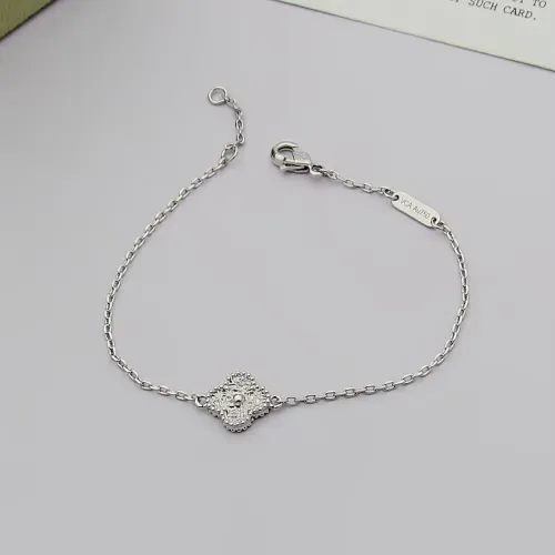 Van Cleef &amp; Arpels Bracelets For Women #1406615 $23.00 USD, Wholesale Replica Van Cleef &amp; Arpels Bracelets