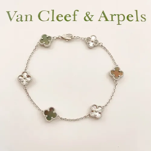 Van Cleef &amp; Arpels Bracelets For Women #1406635 $34.00 USD, Wholesale Replica Van Cleef &amp; Arpels Bracelets